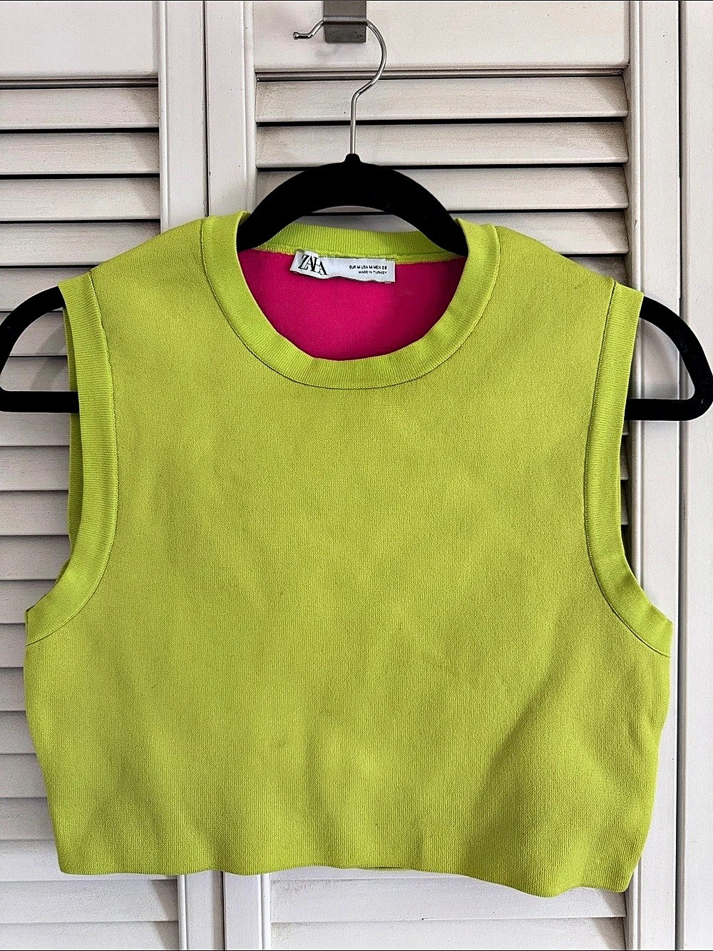 Zara Women's Cropped Sweater Tank Top Neon Green Size Medium